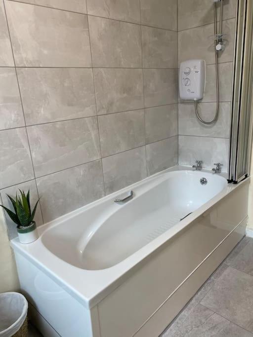 Glengesh Court. Ardara Town Centre. Apartman Kültér fotó
