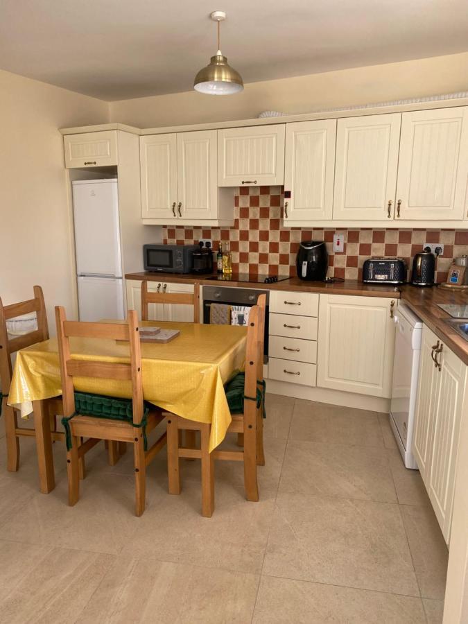 Glengesh Court. Ardara Town Centre. Apartman Kültér fotó
